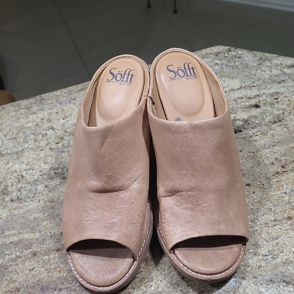 Sofft Anessa Tan Leather Peep Toe Slides Size US 8.5